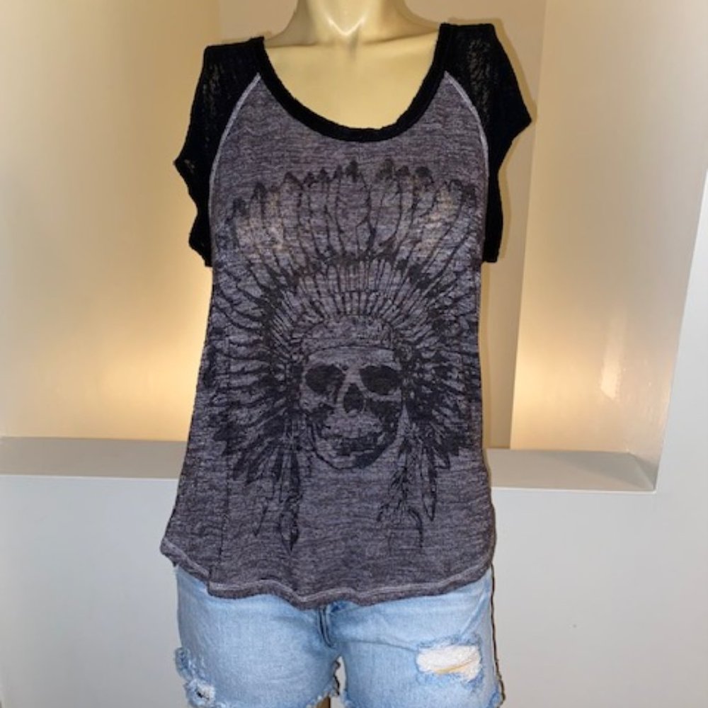 Skull indian head dress burn out tee